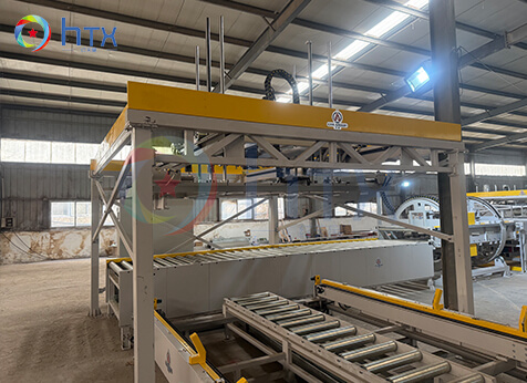 Automatic production line for concrete spacers
